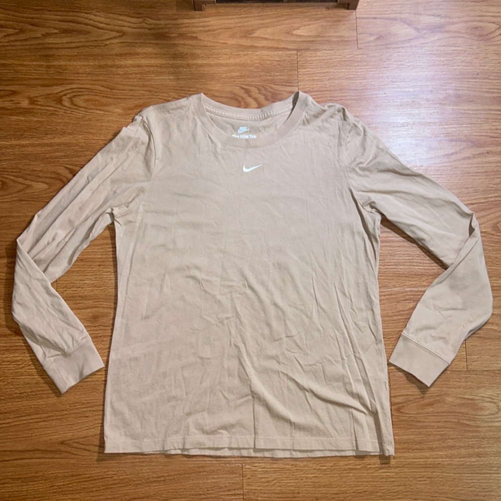 The Nike Tee